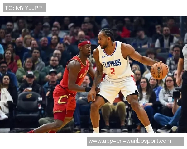 伦纳德连续30场20分表现出色SGA则创下121场新纪录差距明显